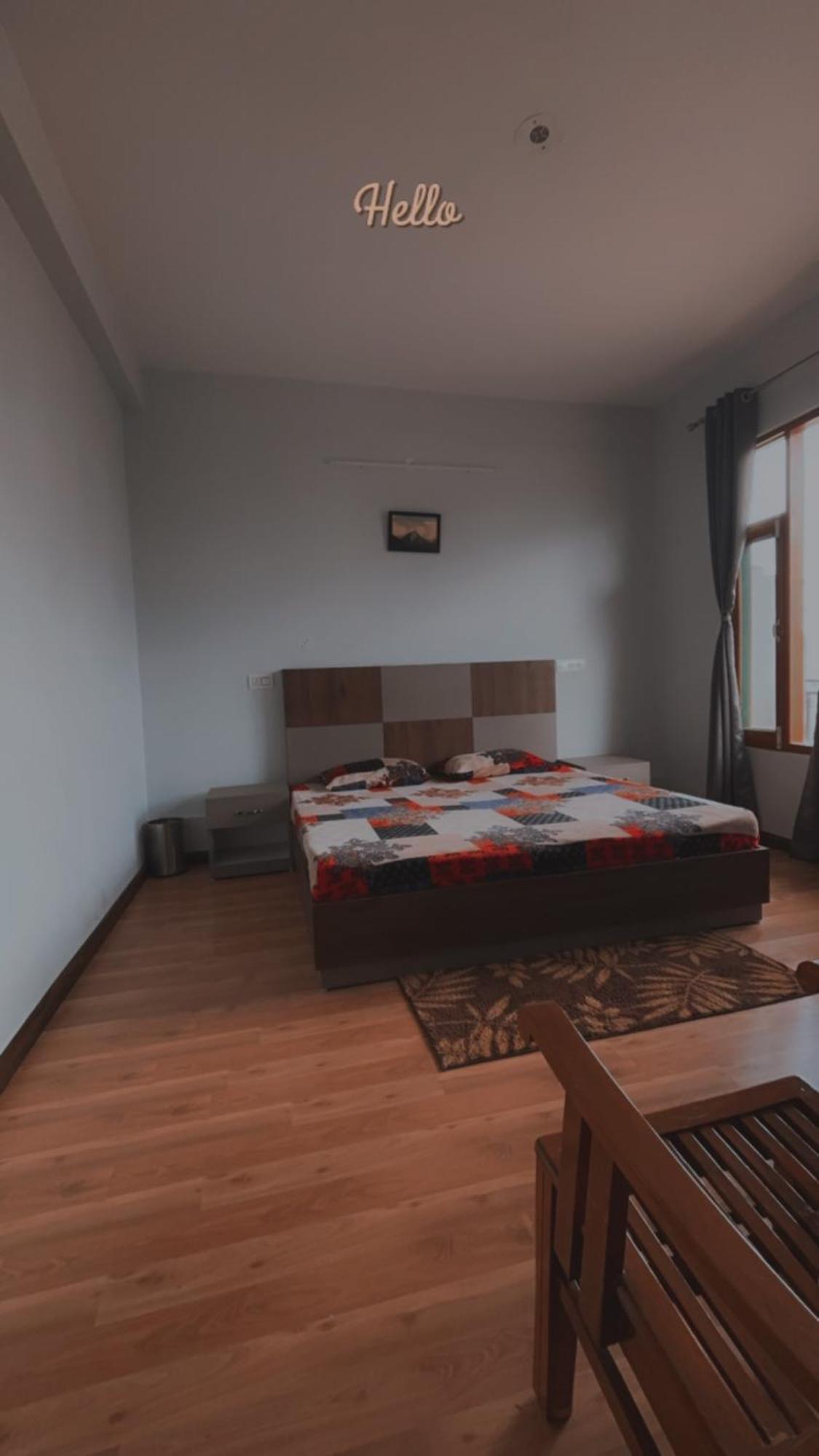 Lha Pomo Daire Kyelang Dış mekan fotoğraf